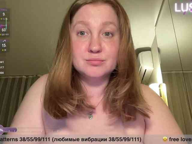 PusssyJuicy webcam