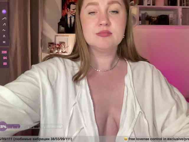 PusssyJuicy webcam