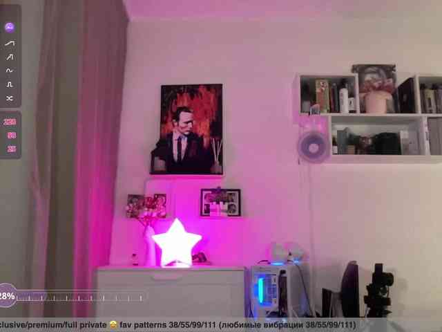 PusssyJuicy webcam