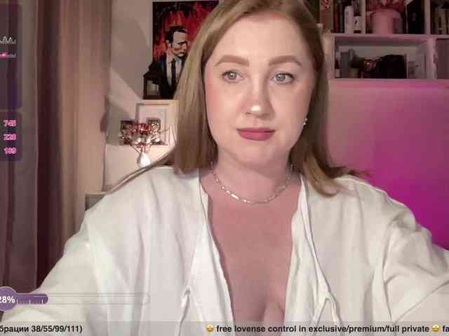 PusssyJuicy webcam