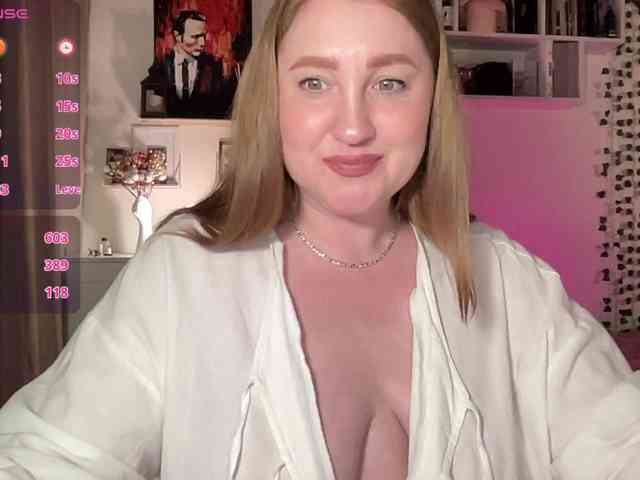 PusssyJuicy webcam