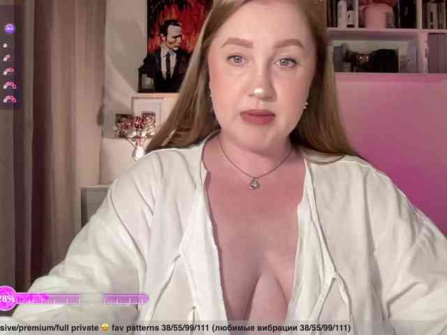PusssyJuicy webcam