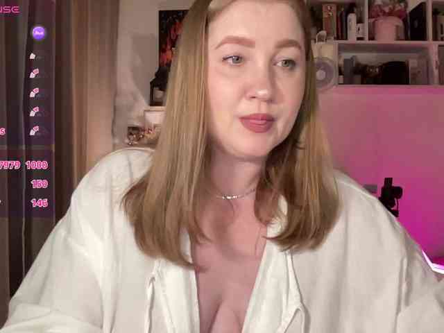 PusssyJuicy webcam