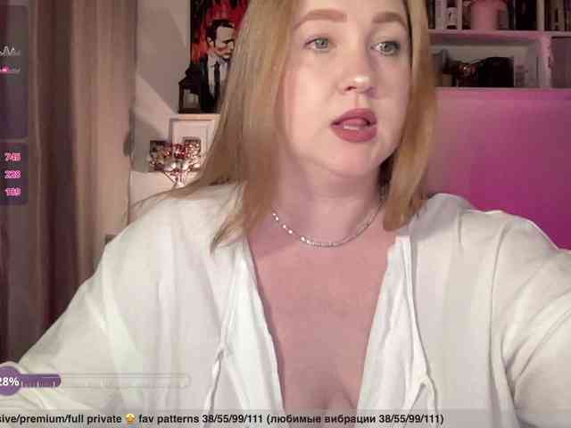 PusssyJuicy webcam