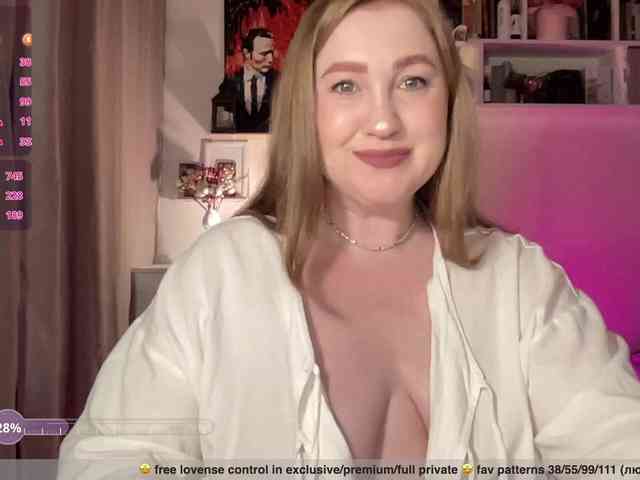 PusssyJuicy webcam