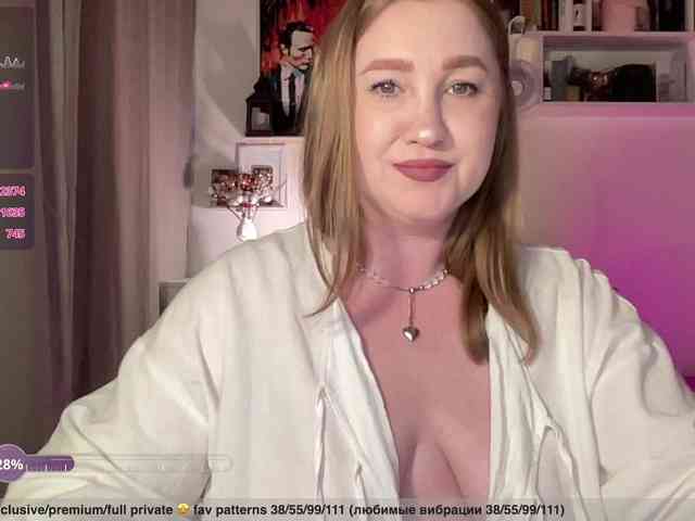 PusssyJuicy webcam