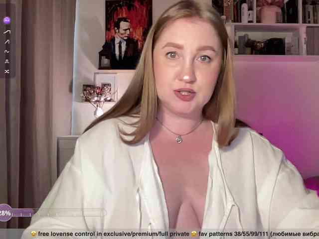 PusssyJuicy webcam