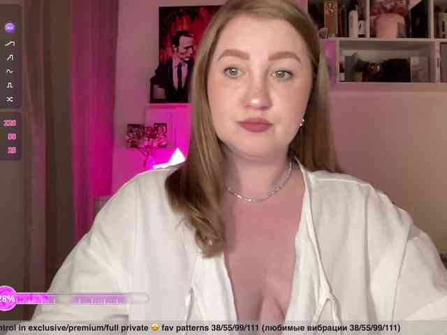 PusssyJuicy webcam
