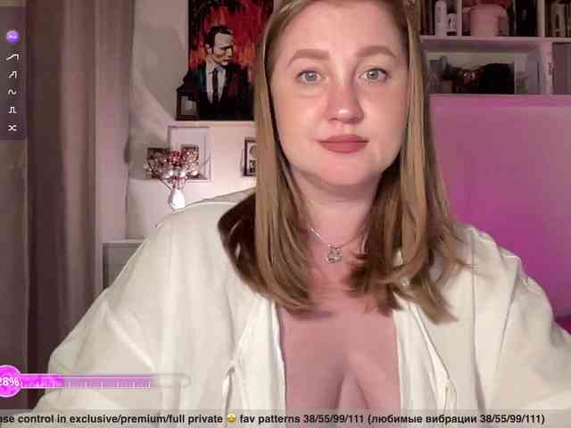 PusssyJuicy webcam