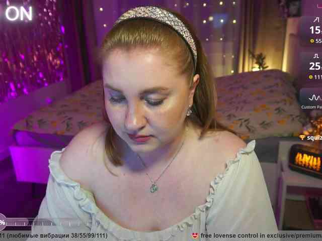 PusssyJuicy webcam