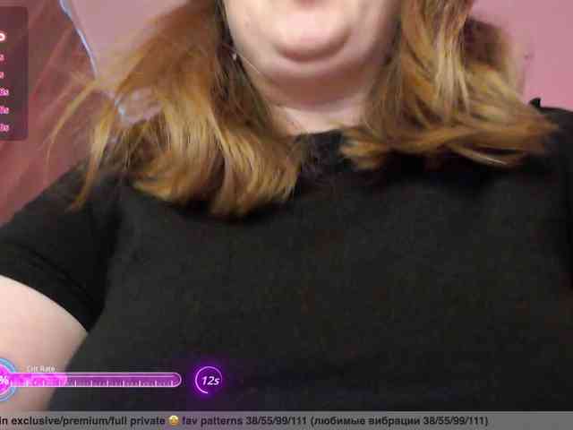 PusssyJuicy webcam
