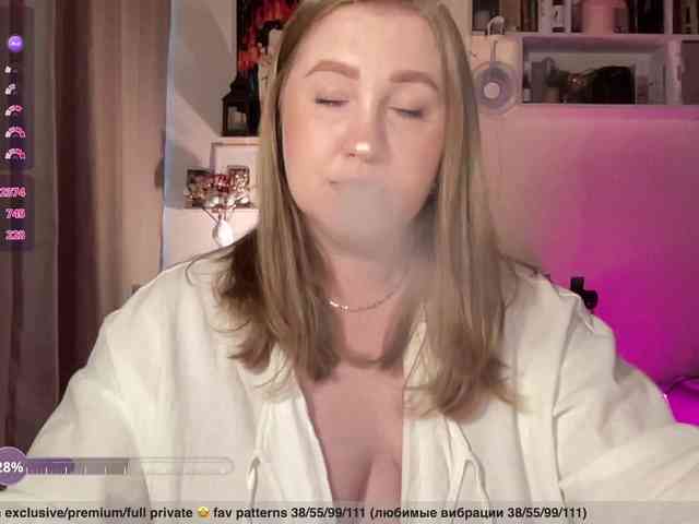 PusssyJuicy Sex Cam Show