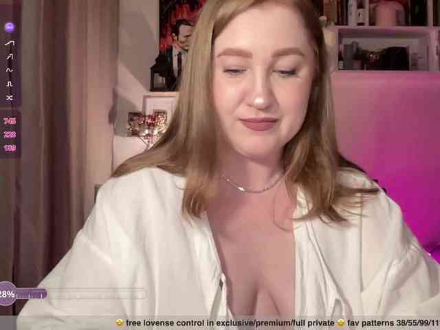 PusssyJuicy webcam