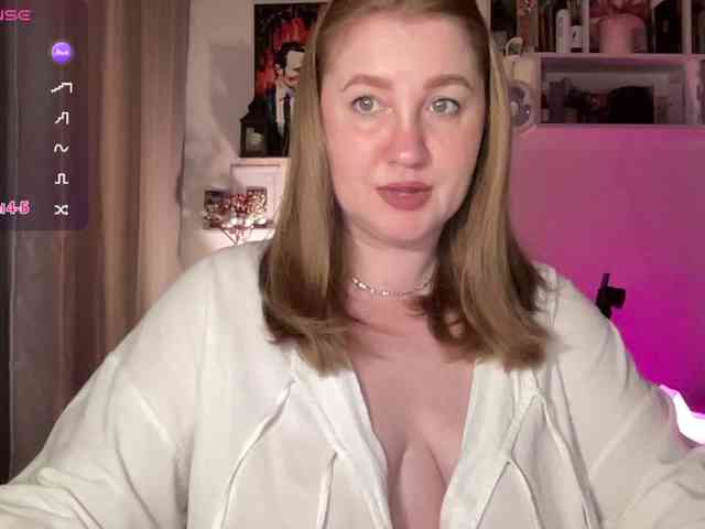 PusssyJuicy webcam