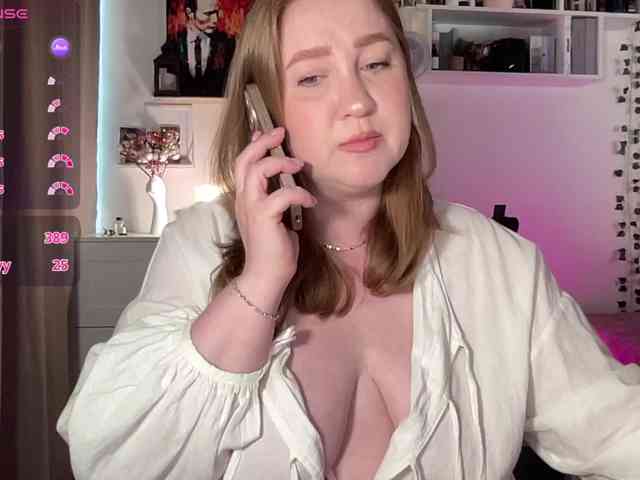 PusssyJuicy webcam