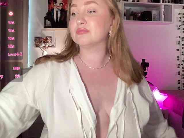 PusssyJuicy webcam