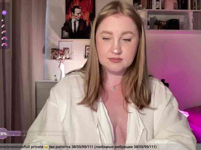 PusssyJuicy webcam