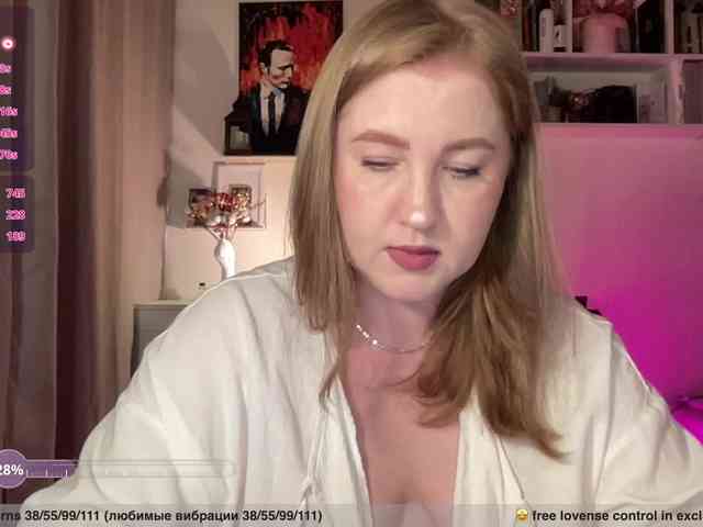 PusssyJuicy webcam