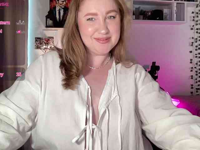 PusssyJuicy webcam