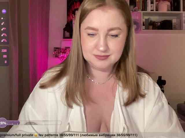 PusssyJuicy webcam