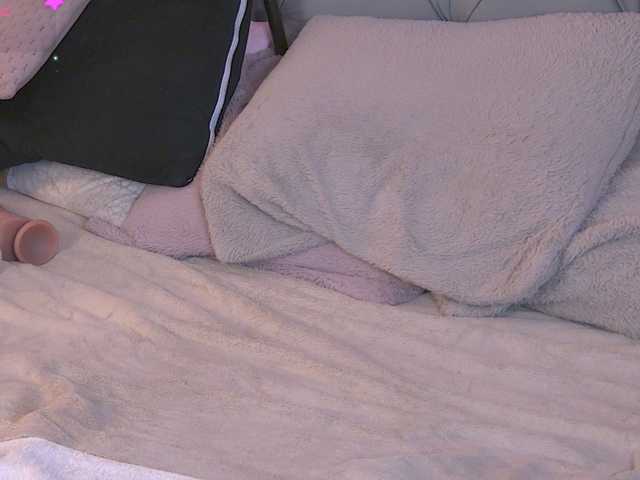 LolaButtie live cam on BongaCams