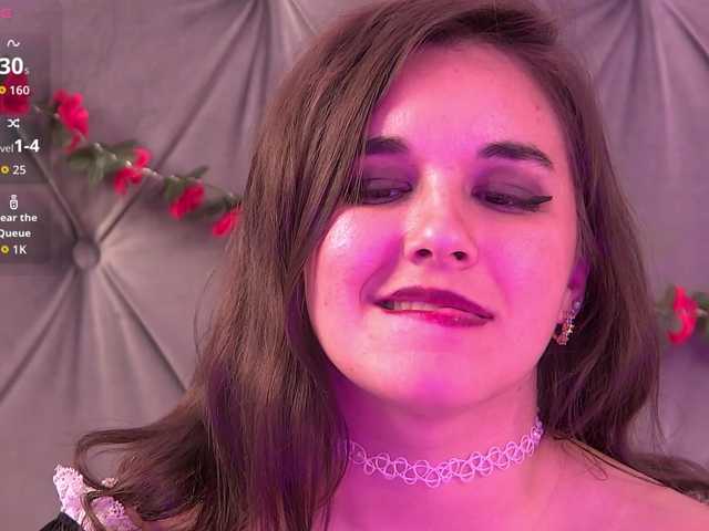 LolaButtie live cam on BongaCams