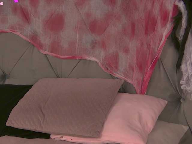 LolaButtie live cam on BongaCams