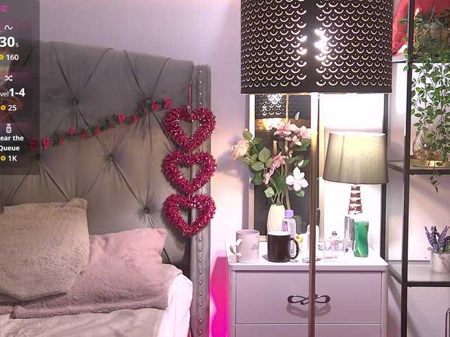LolaButtie live cam on BongaCams