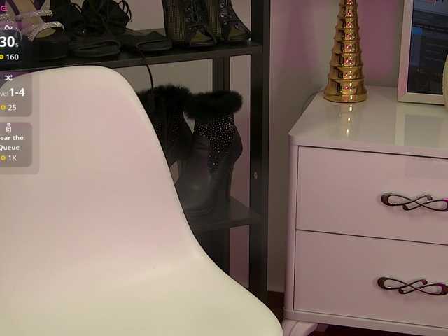 LolaButtie live cam on BongaCams