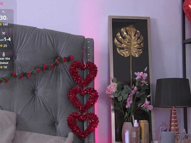 LolaButtie live cam on BongaCams