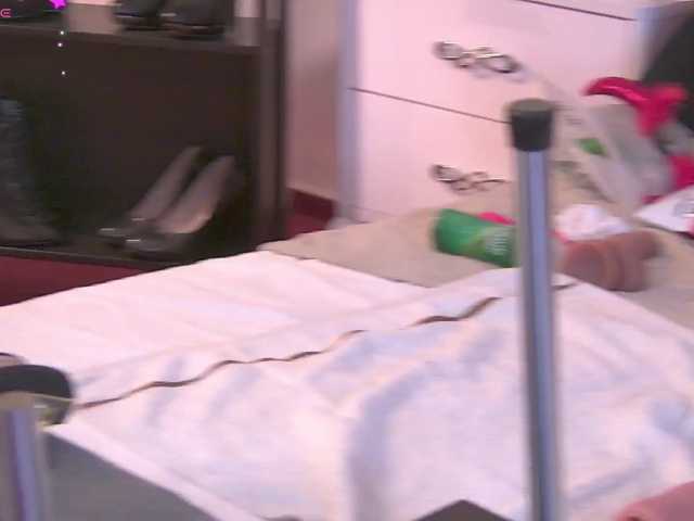 LolaButtie live cam on BongaCams