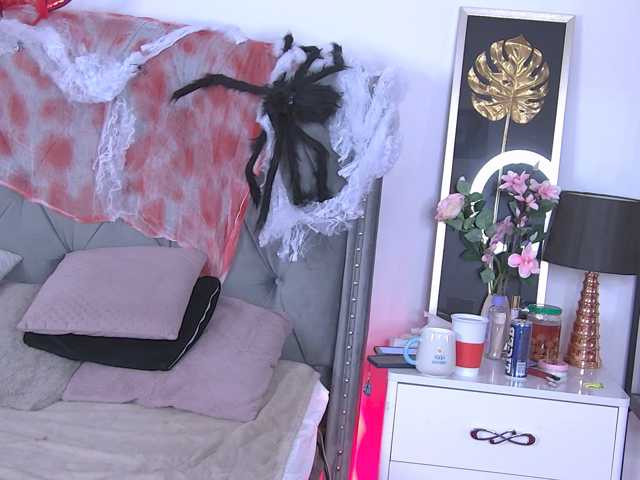 LolaButtie live cam on BongaCams
