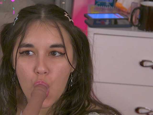 LolaButtie live cam on BongaCams