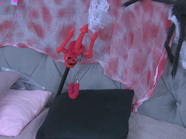 LolaButtie live cam on BongaCams