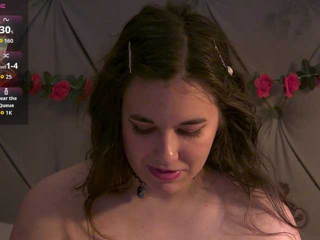 LolaButtie live cam on BongaCams