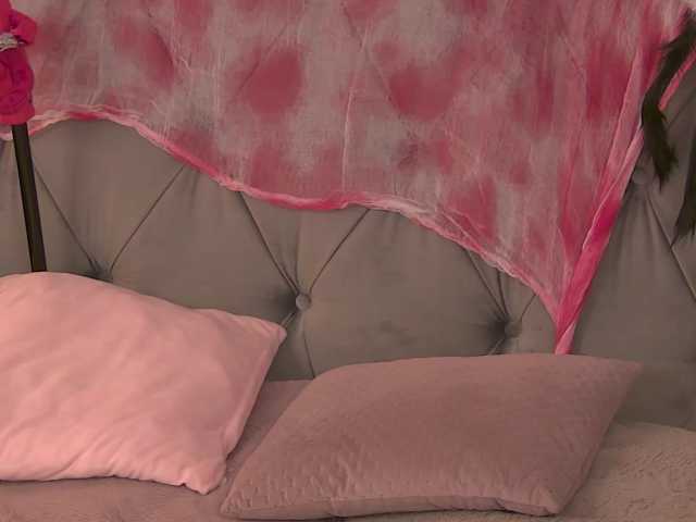 LolaButtie live cam on BongaCams