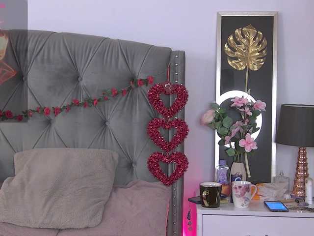 LolaButtie live cam on BongaCams