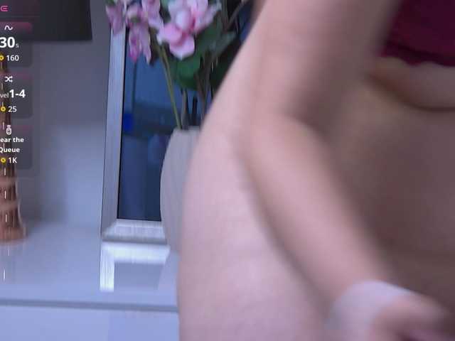 LolaButtie live cam on BongaCams