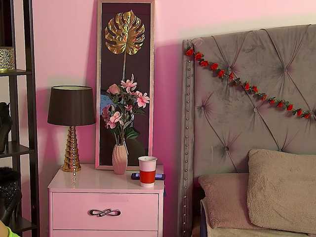 LolaButtie live cam on BongaCams