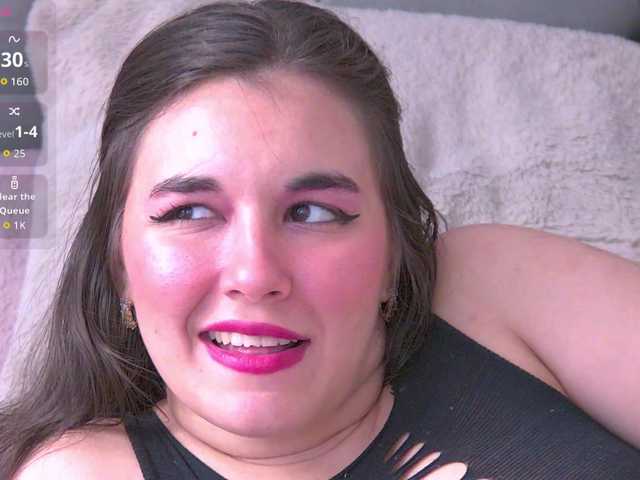 LolaButtie live cam on BongaCams