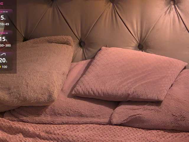 LolaButtie live cam on BongaCams