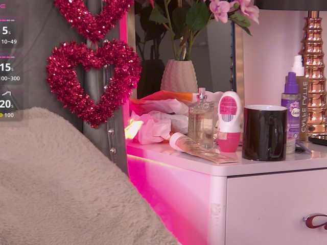 LolaButtie live cam on BongaCams