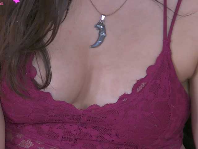 LolaButtie live cam on BongaCams