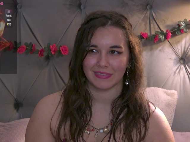 LolaButtie live cam on BongaCams