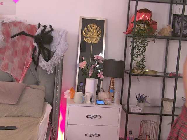 LolaButtie live cam on BongaCams