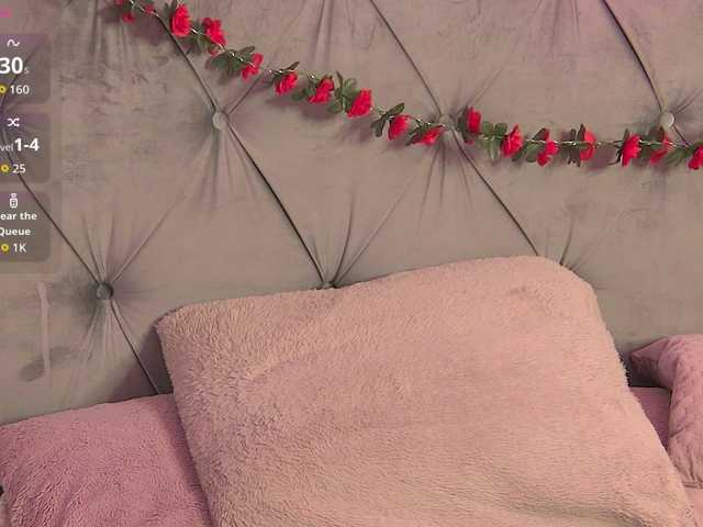 LolaButtie live cam on BongaCams