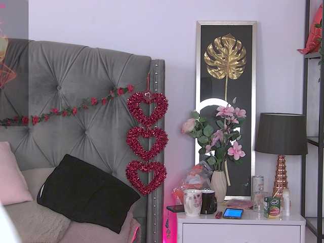 LolaButtie live cam on BongaCams