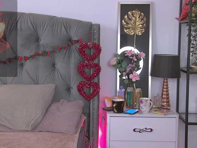 LolaButtie live cam on BongaCams