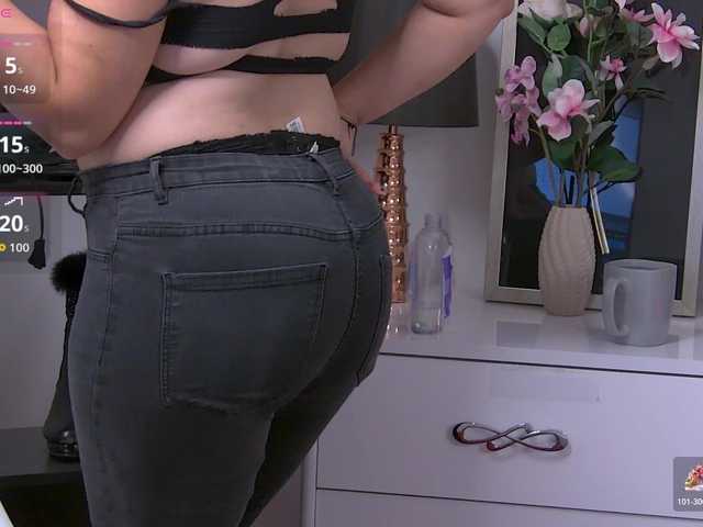 LolaButtie live cam on BongaCams