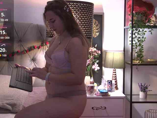 LolaButtie webcam